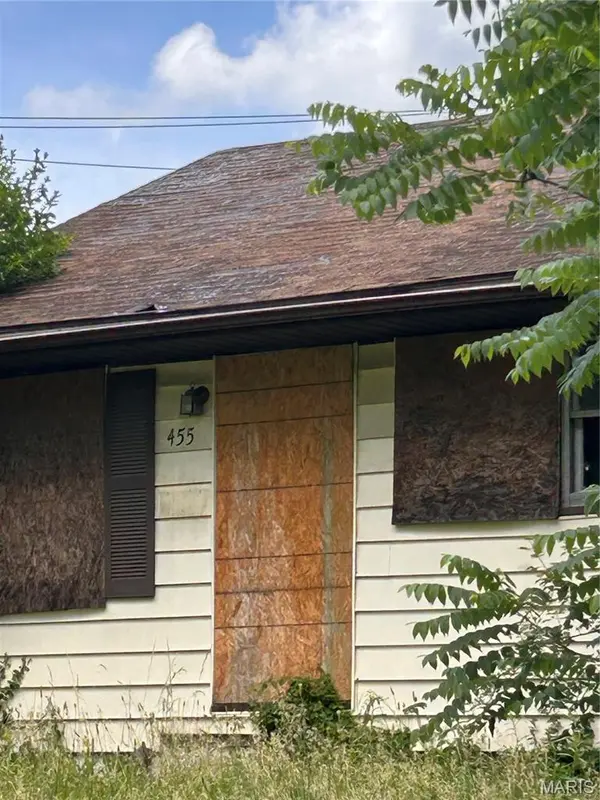 455 Midlothian RD, St Louis, MO 63137