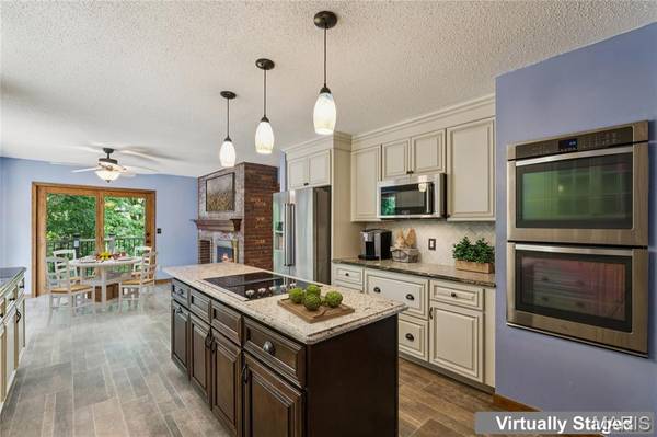 2792 Riebold CIR, Arnold, MO 63010