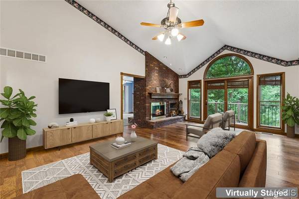 2792 Riebold CIR, Arnold, MO 63010