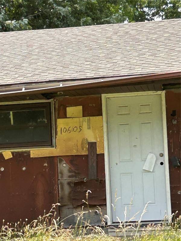 10609 Spring Garden DR, St Louis, MO 63137