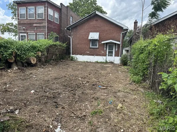 4552 Arlington AVE, St Louis, MO 63120
