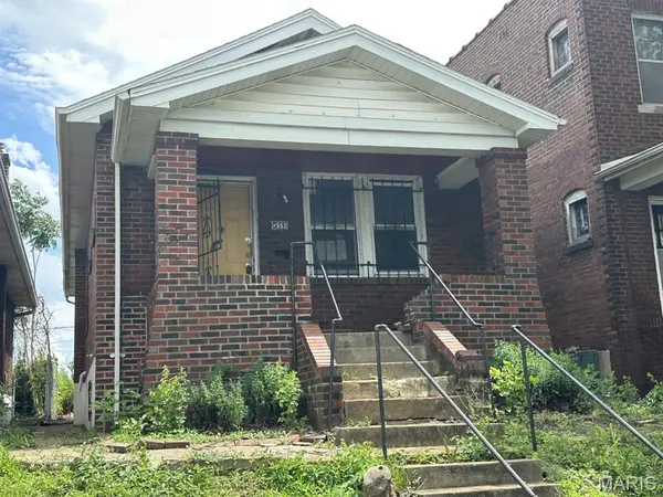 4552 Arlington AVE, St Louis, MO 63120