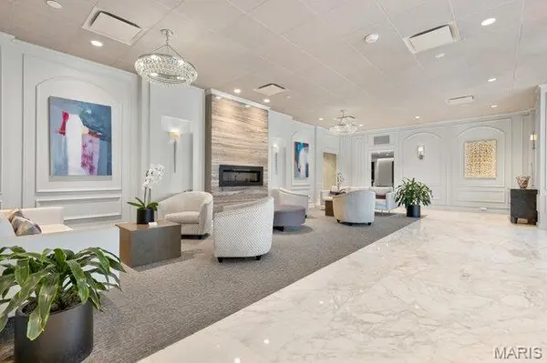 200 S Brentwood BLVD S #14C, Clayton, MO 63105