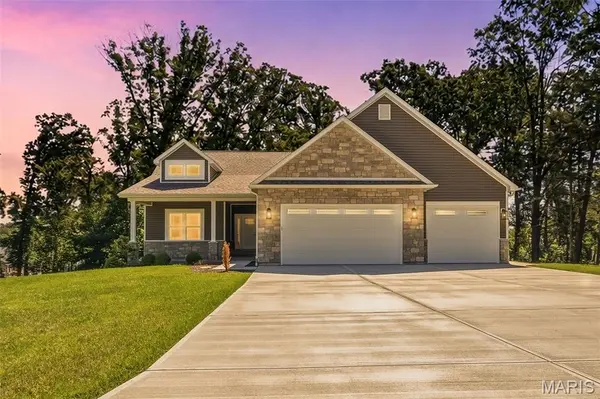 442 Shady Trail DR, Troy, MO 63379