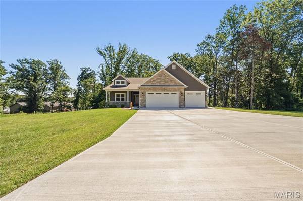 442 Shady Trail DR, Troy, MO 63379