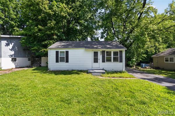 249 Barto DR, St Louis, MO 63135