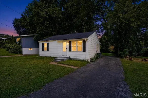 249 Barto DR, St Louis, MO 63135