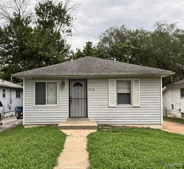9710 Balboa DR, St Louis, MO 63136