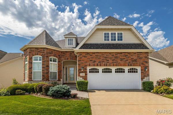 14 Burgundy Place DR, Dardenne Prairie, MO 63368