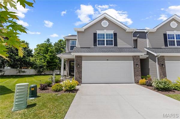 60 Richmond Center CT, St Peters, MO 63376