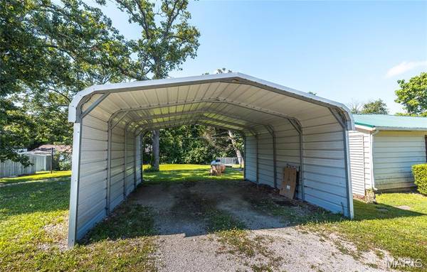 107 Aspen RD, Dixon, MO 65459