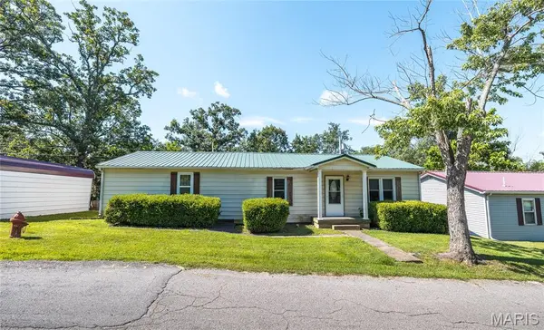 107 Aspen RD, Dixon, MO 65459
