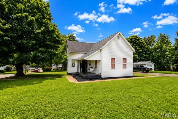 418 E Marvin AVE, Fredericktown, MO 63645