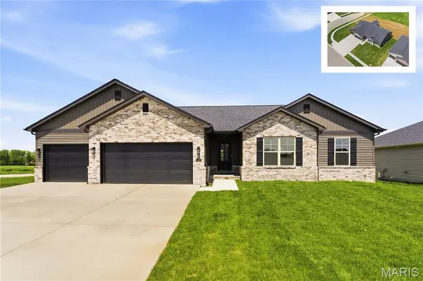 1232 Ole Town Bridge, O'fallon, IL 62269