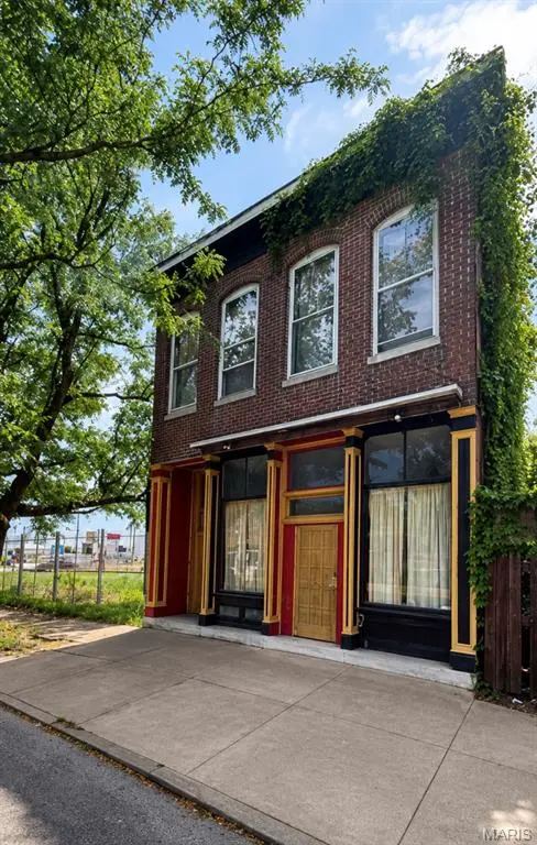 7116 S Broadway, St Louis, MO 63111