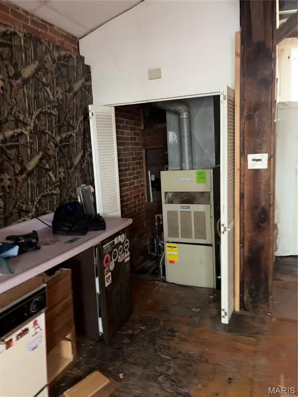 7116 S Broadway, St Louis, MO 63111