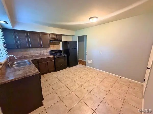 1419 Farmview AVE, Unincorporated, MO 63138