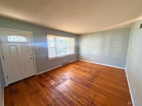1419 Farmview AVE, Unincorporated, MO 63138