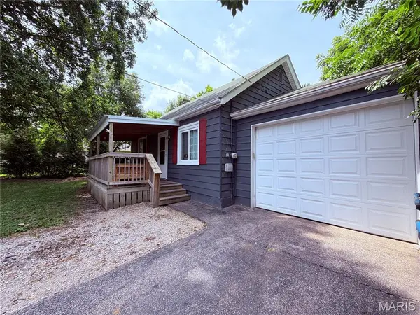 403 Lumaghi HTS, Collinsville, IL 62234