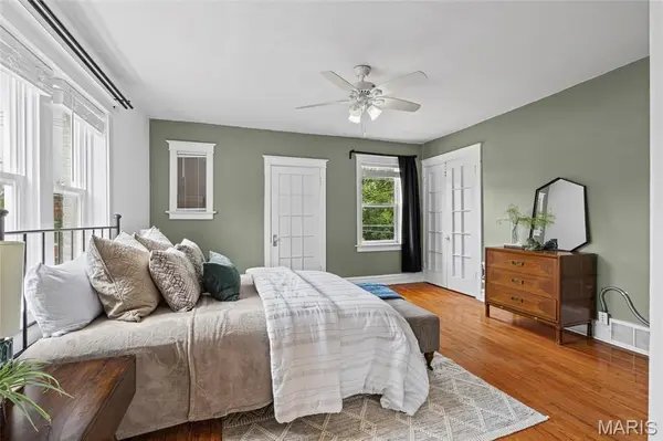 3616 Louisiana AVE, St Louis, MO 63118