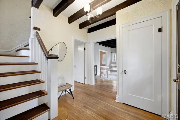 336 Newport AVE, Webster Groves, MO 63119