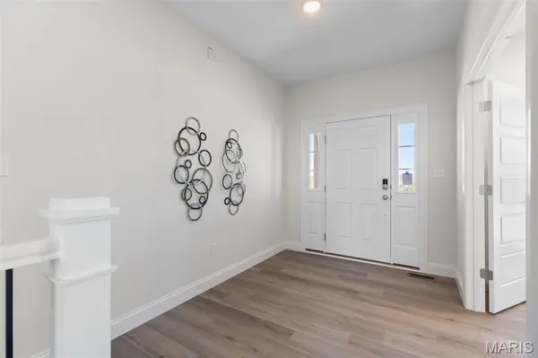 305 Healthy WAY, St Charles, MO 63304