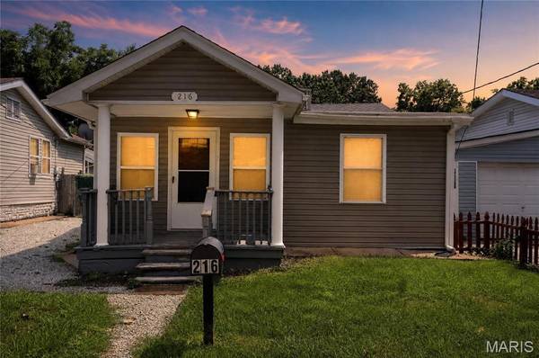 216 Viehl AVE, St Louis, MO 63125