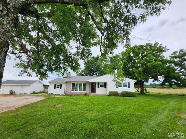 3711 M- State Highway MM, Mountain Grove, MO 65711