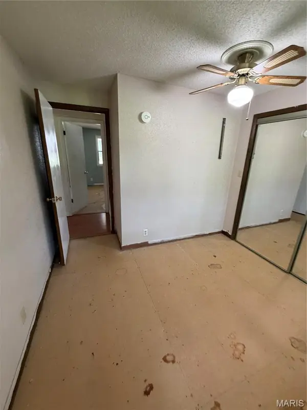 2033 Anthony DR, Cape Girardeau, MO 63701