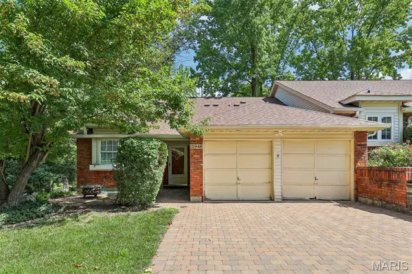 12948 Autumn View DR, St Louis, MO 63146