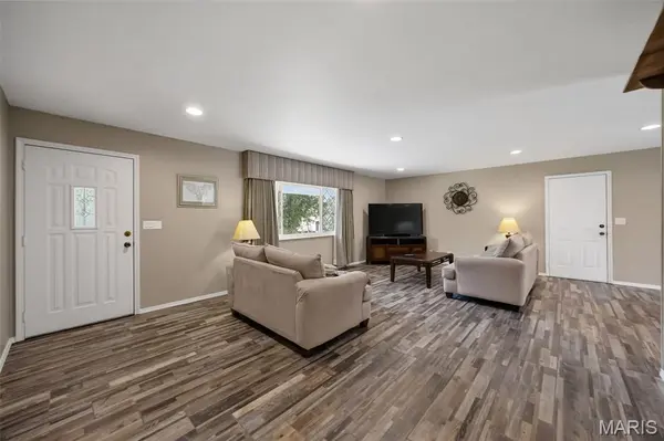 3300 Ketha CIR, Festus, MO 63028
