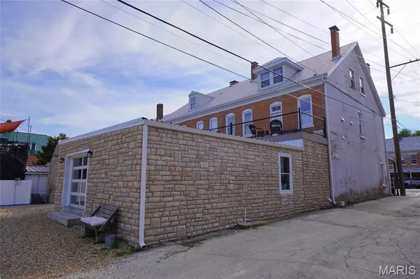 409 Market ST, Hermann, MO 65041