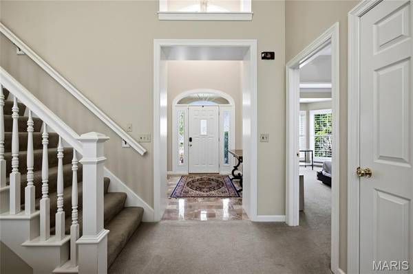 15920 Picardy Crest CT, Chesterfield, MO 63017