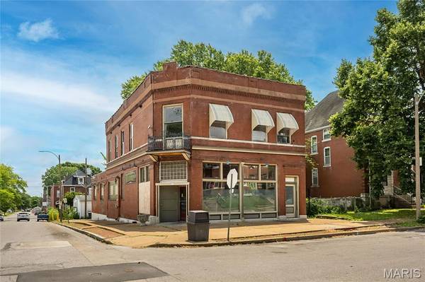 2600 Virginia AVE, St Louis, MO 63118