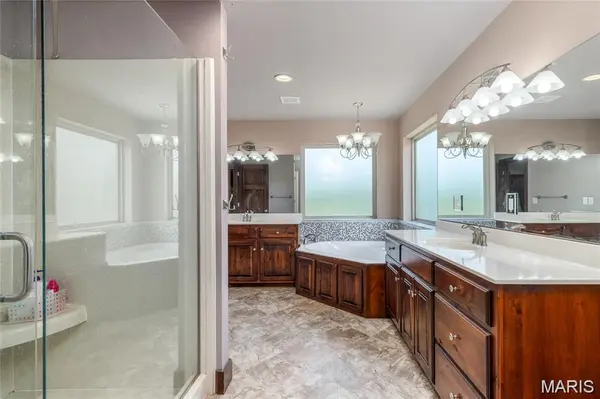 26469 Roam DR, Waynesville, MO 65583