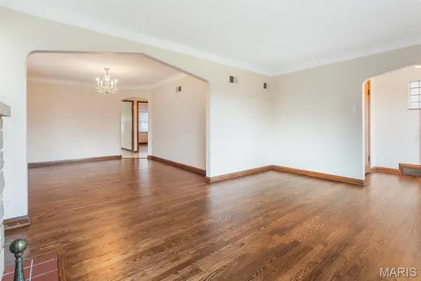 5665 Oleatha AVE, St Louis, MO 63139