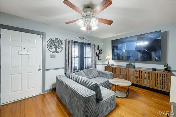 7615 Jerome AVE, Maplewood, MO 63143