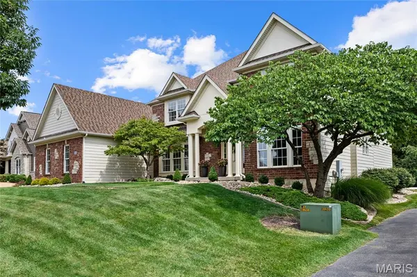 2366 Spring Mill Estates DR, St Charles, MO 63303