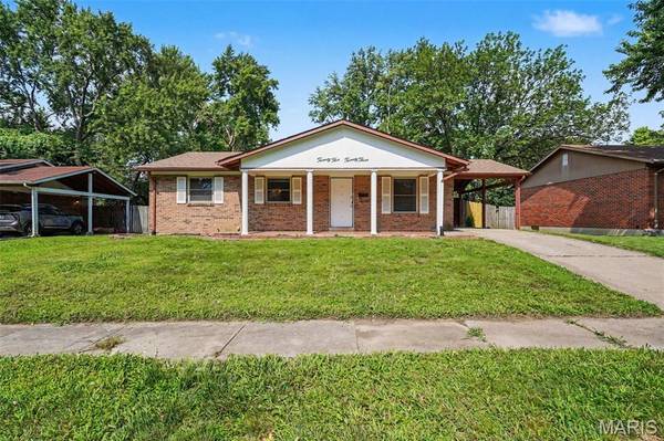 2523 Auburnhill CT, Florissant, MO 63031
