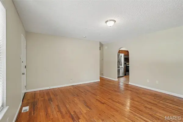 2523 Auburnhill CT, Florissant, MO 63031