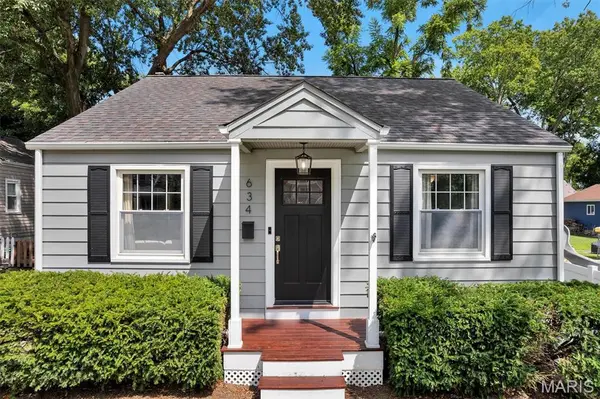 634 Simmons AVE, Kirkwood, MO 63122