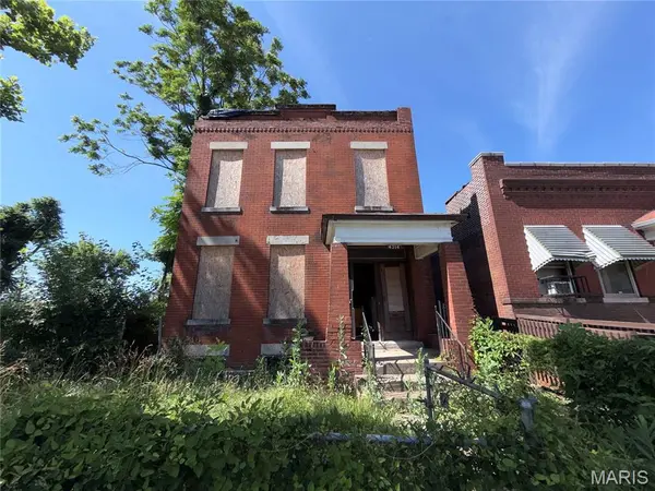 4314 Penrose ST, St Louis, MO 63115