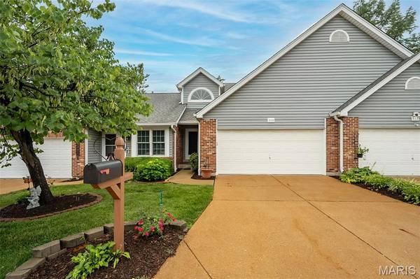 308 Kehrs Mill Bend CT, Ballwin, MO 63011