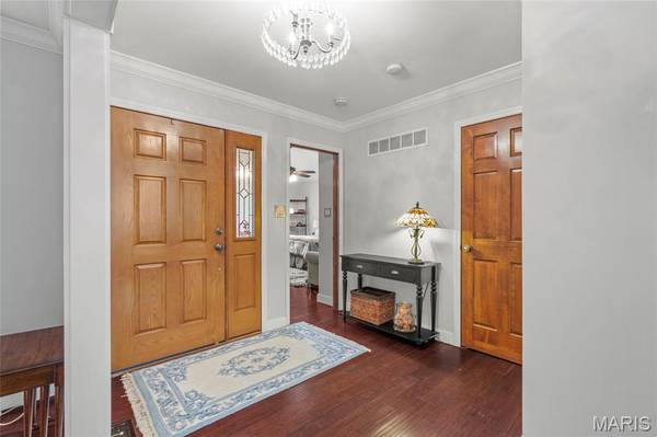 484 Saint Thomas Isle LN, Wildwood, MO 63040