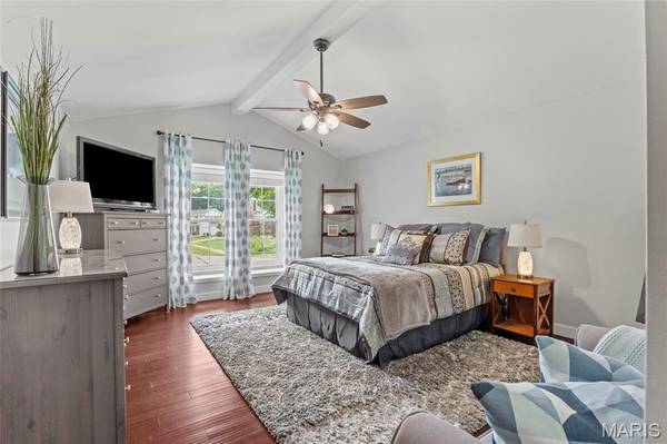 484 Saint Thomas Isle LN, Wildwood, MO 63040