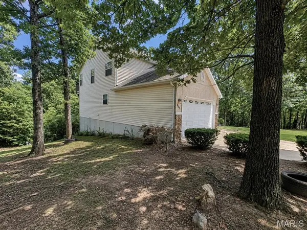 484 Champs Elysees DR, Bonne Terre, MO 63628