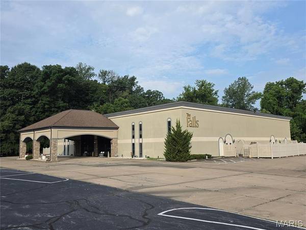 300 Admiral Weinel BLVD, Columbia, IL 62236