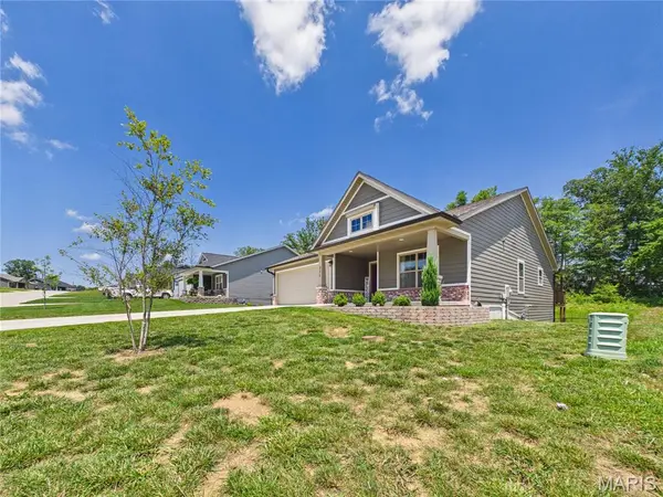 371 Broch Tuarach PL, Jackson, MO 63755