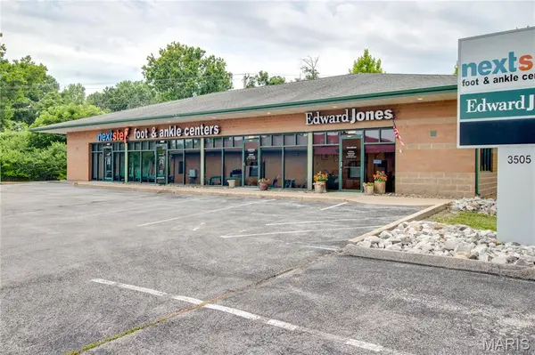 3505 College AVE, Alton, IL 62002