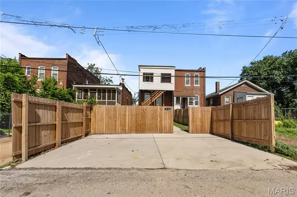 4138 Iowa AVE, St Louis, MO 63118